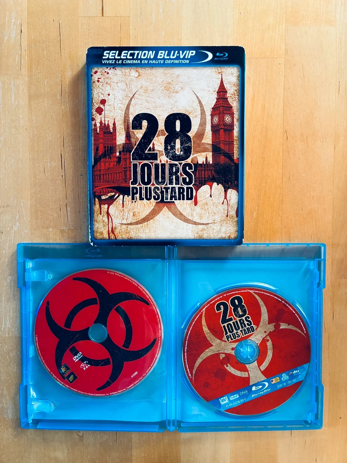 Combo Blu-ray DVD 28 dias depois de Danny Boyle. – photo 3